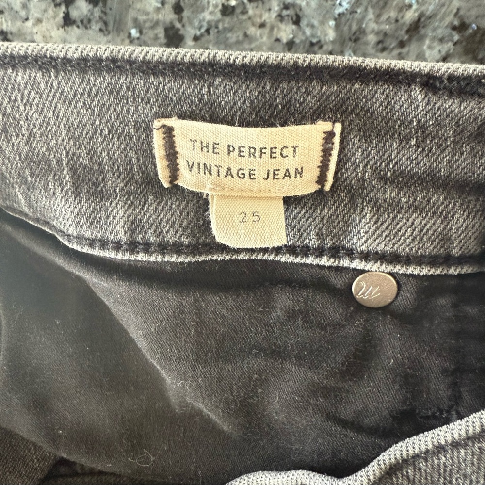 MADEWELL Perfect Vintage Jeans Black Lunar Wash High Rise Raw Hem - Picture 5 of 11